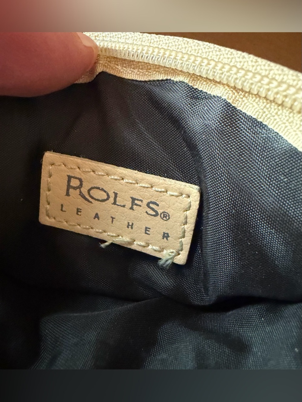 Rolfs Leather Beige Dog Face Coin Pouch Keychain - Picture 5 of 7